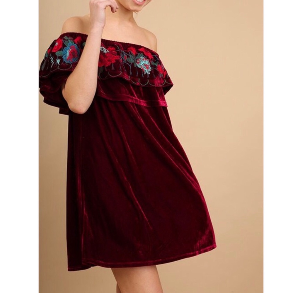 Umgee red velvet dress embroidered embroidery